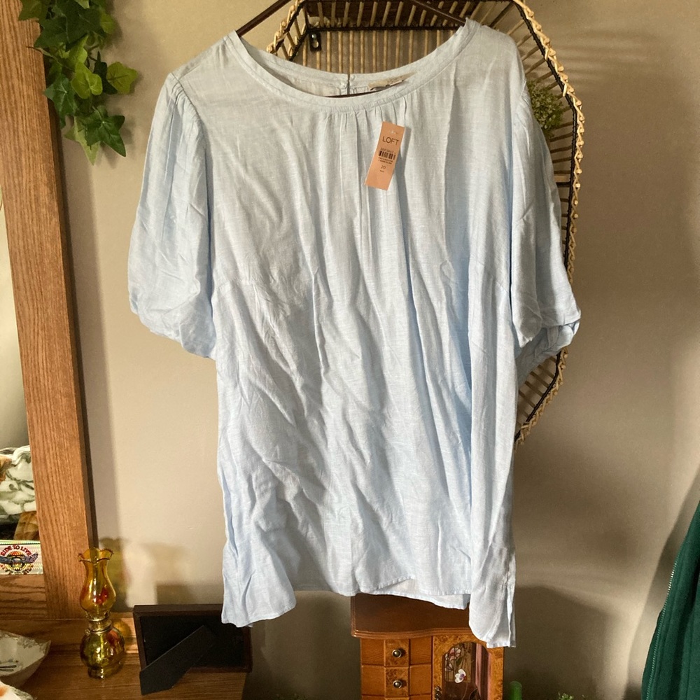 NWT Loft Short Sleeve Blouse